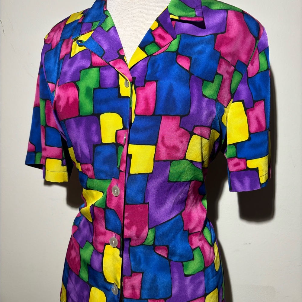 Colorful Geometric Women's Top - Picture 4 of 6